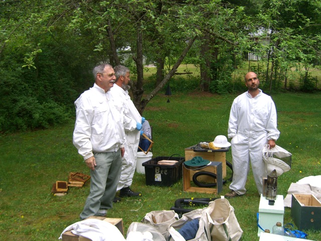 John, Keith and Chris getting the bee removal equipment ready.